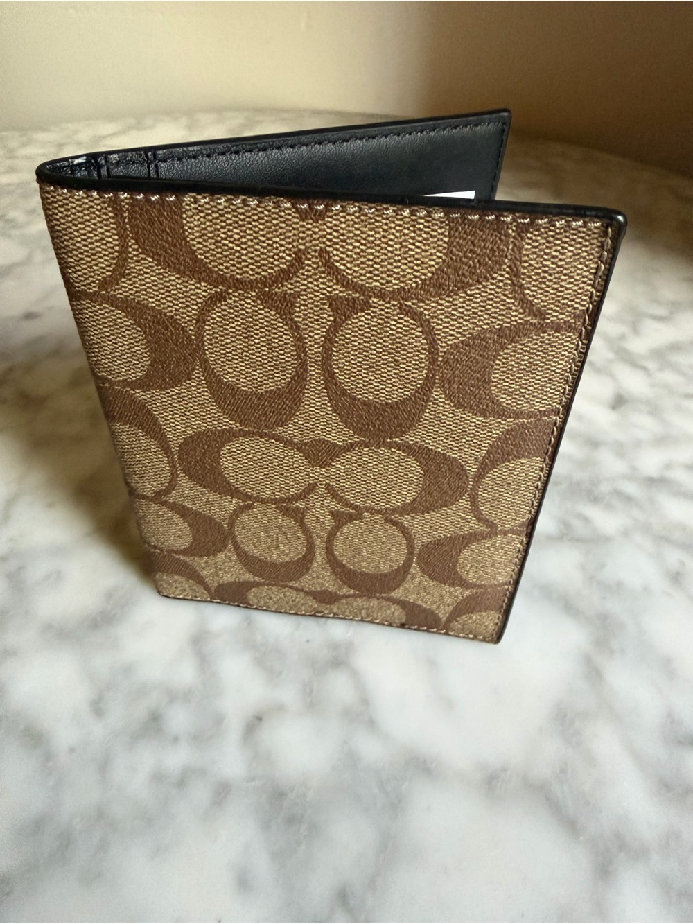 Coach Brown Signature Canvas Bifold Passport Holder Designer Travel Luxury